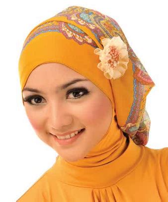 Contoh Model Jilbab Untuk Wisuda Hijab Trend
