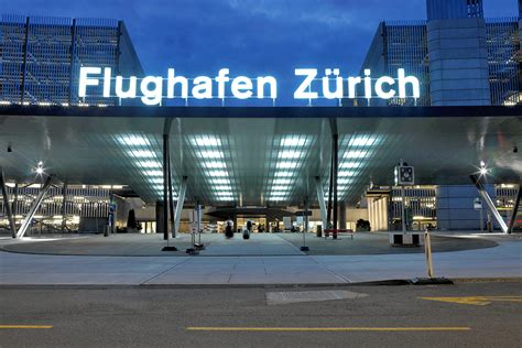 Flughafen Zürich Parkhaus P6 Met Afbeeldingen