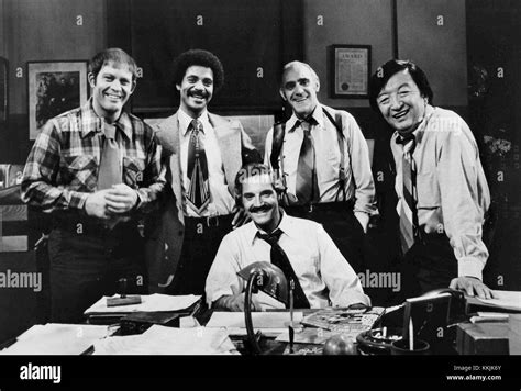 Barney Miller Cast 1977 Stock Photo Alamy