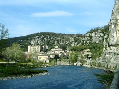 Vogüé l un des plus beaux villages d Ardèche