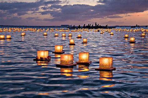 Water Floating Candle Lanterns Outdoor Biodegradable Lanterns For