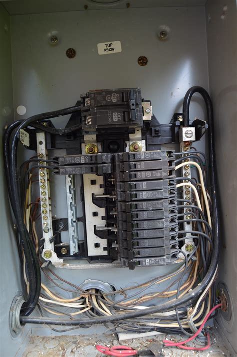 I Dont See A Ground Bar On This Panel Relectricians