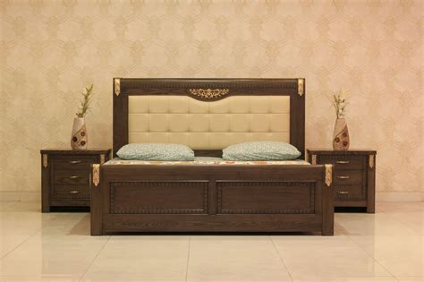 Wooden Bed Design In Pakistan