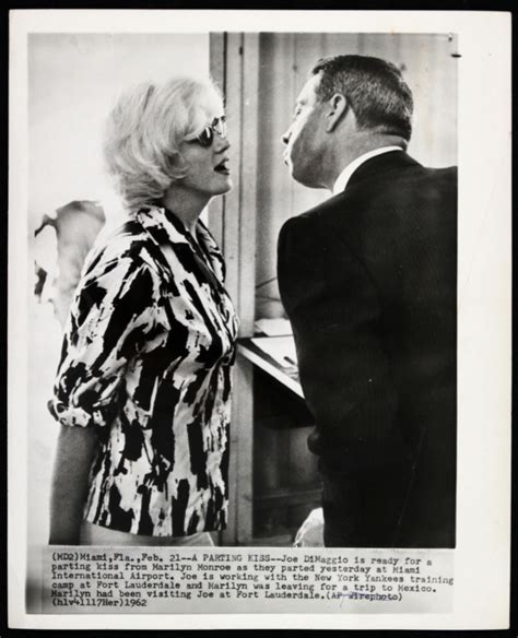 Marilyn At Miami Airport Feb1962 Ex Husband Joe Gives Her A Kiss Goodbye As She Leaves For