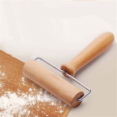 Wooden Rolling Pin Hand Dough Roller For Pastry Fondant Cookie Dough