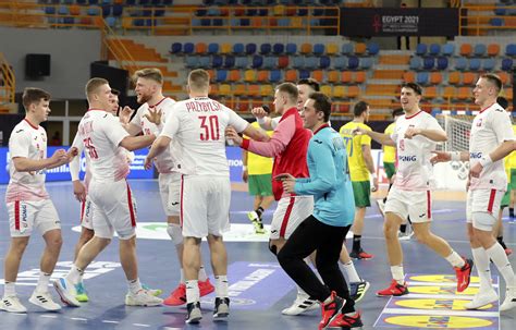 Polscy siatkarze na inaugurację ligi narodów pewnie pokonali włochów 3:0. Piłka ręczna. MŚ 2021. Polska - Urugwaj. Rozgrzewka przed ...