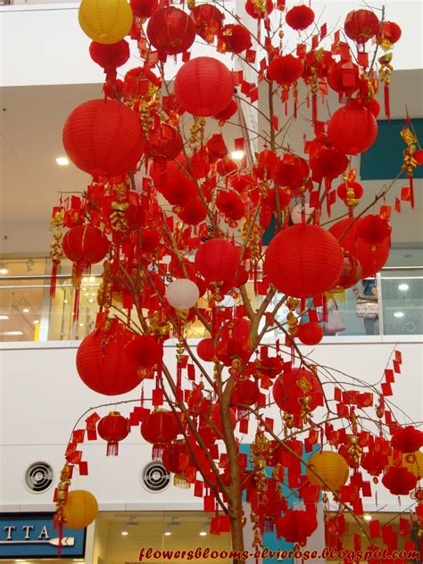 Chinese new year trees are celebration essentials that you must opt for if you desire superior decoration during the holidays. FLOWERSBLOOMS by "Elvie": A Chinese New Year Atmosphere at ...