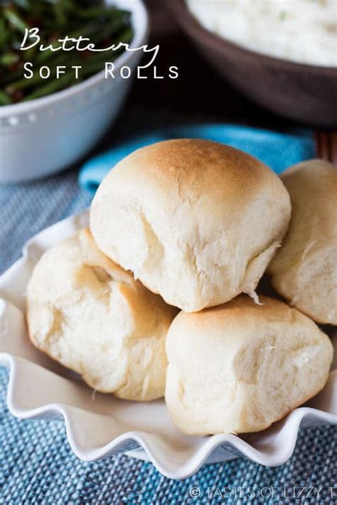 buttery soft rolls {the best homemade rolls recipe ever}