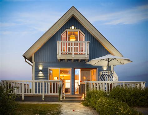 Kroatien ferienhäuser & ferienwohnungen am strand / am meer. Luxus-Strandhaus direkt am Meer mit Sonnent... - FeWo-direkt