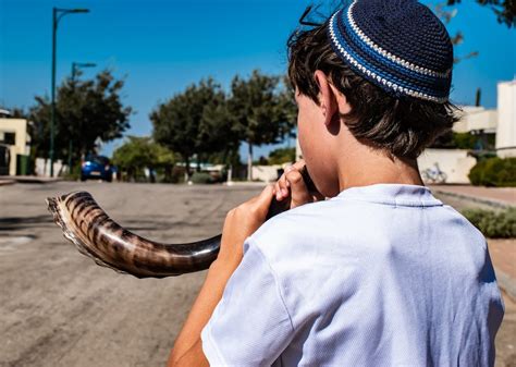 Rosh Hashaná Costumbres Y Tradiciones Del Año Nuevo Judío Unidos X