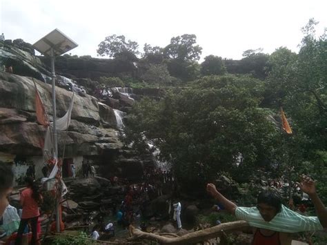 Mahadev Paani Waterfalls Raisen 2021 What To Know Before You Go
