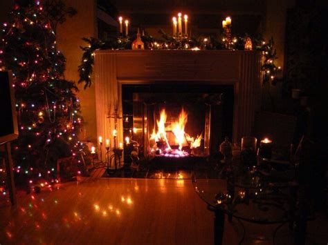Pin By Jill On Merry And Bright Christmas Fireplace Cozy Christmas