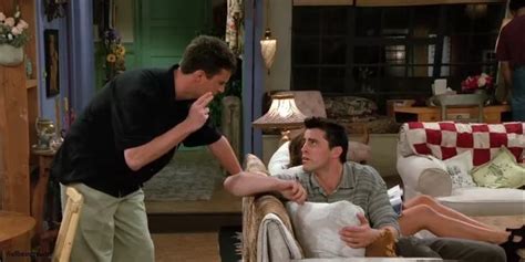 Friends Tv Show Worst Things Chandler Did To Joey Hotnews