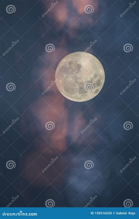 Moonrise Stock Photo Image Of Moonriselandescapela 150516520