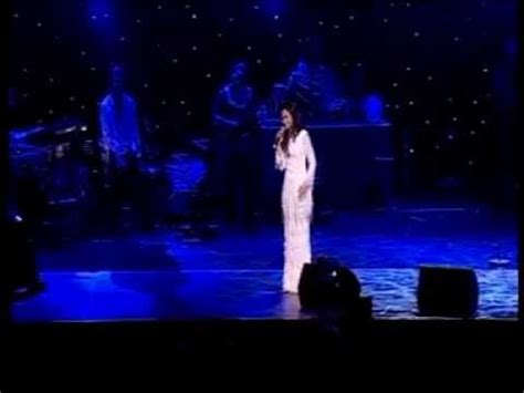 Dato' siti nurhaliza konsert royal albert hall london 2005 part 1. Dato' Siti Nurhaliza Konsert Royal Albert Hall London 2005 ...