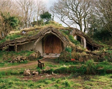 31 Unique Underground Homes Designs You Must See