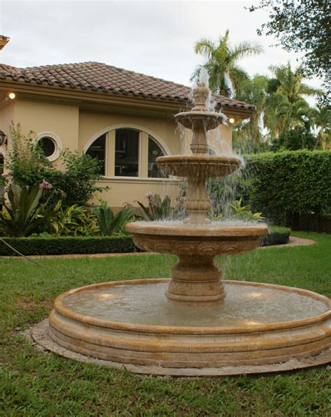 Founded in 1945 in chicago illinois, carlyle weinberger initiated the brand by specializing in wood furniture pieces. Garden fountains naples fl | Outdoor furniture Design and ...