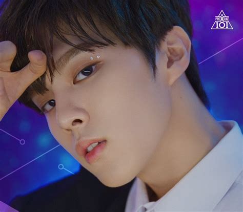 They are divided by their different grades and must work together with th… it's time for the last ranking announcement and the announcement of the 11 trainees that will make their debut. Announcing The Top 11 Of "Produce X 101" — X1 | Soompi