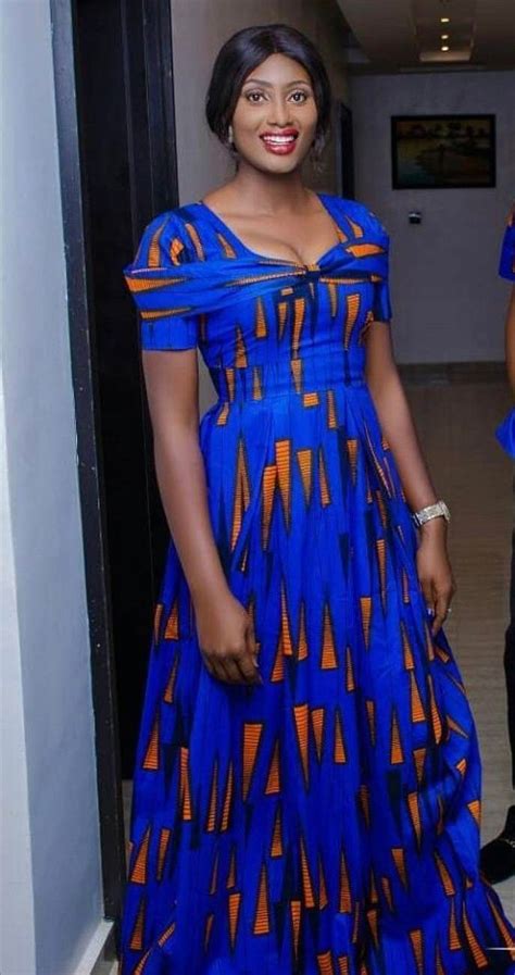 Model pagne africain · robe africaine stylée. model pagne africain simple - Recherche Google | Mode ...