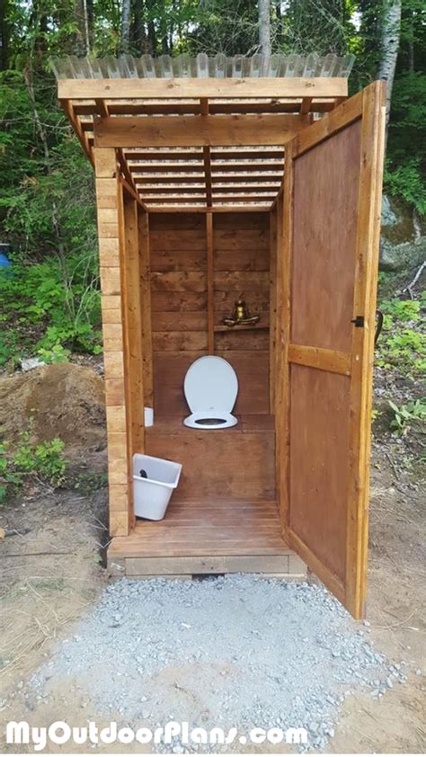 Wooden Outhouse Diy Project In 2020 Outdoor Bathroom Design Diy