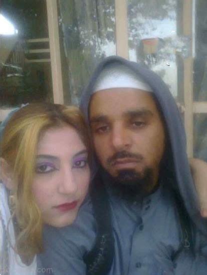 عکس های بی شرمانه قاضی داعشی با زنان اسیر Marcus Reid