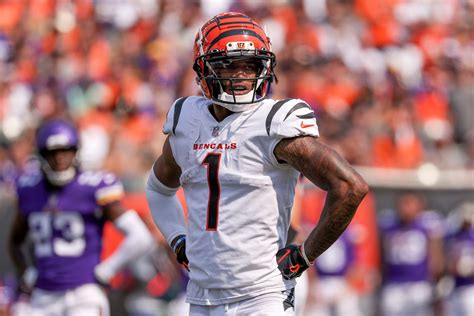 Cincinnati Bengals Rookie Receiver Jamarr Chase Had 1 Good Game Then Promptly Turned Off Fans