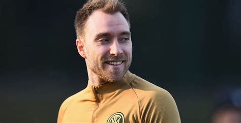 บลินด์ เผยเหตุการณ์ของ เอริคเซ่น ทำให้คิดไม่อยากลงสนาม june 14, 2021 june 14, 2021 admin football2goal daley blind , holland OFFICIAL! อินเตอร์ฯ แถลงคว้าตัว คริสเตียน เอริคเซ่น - เซ็น ...