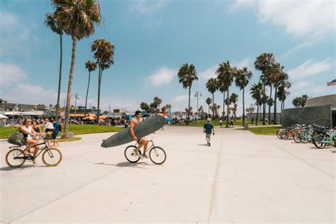 Venice Beach Vs Santa Monica Whats The Difference Common