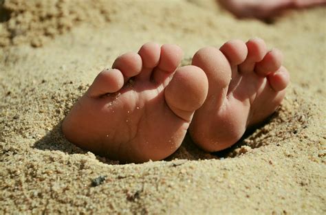 A Podiatrist Can Help You To Look After Your Feet Smp Healthcare