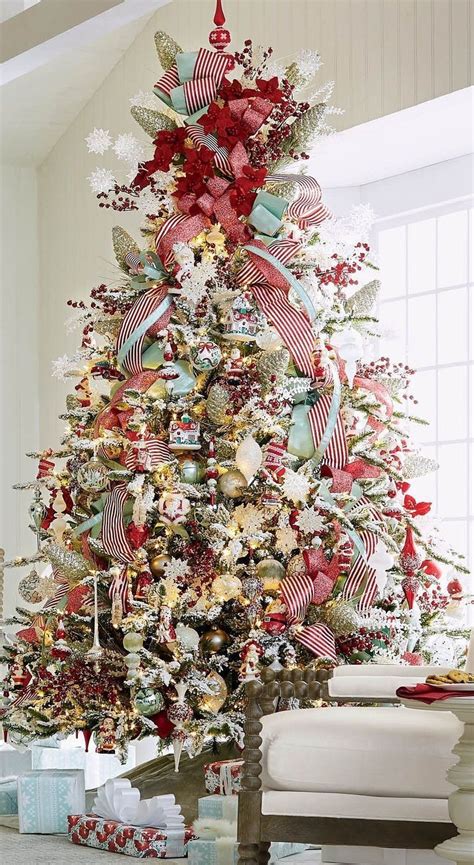 24 The Best Cheap And Elegant Christmas Tree Decorations