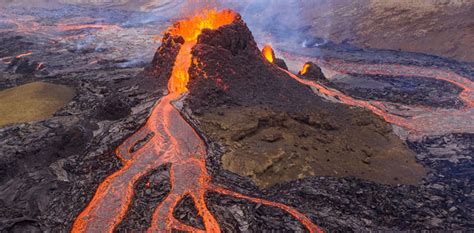Icelandic Volcano Erupts For Third Time Since December