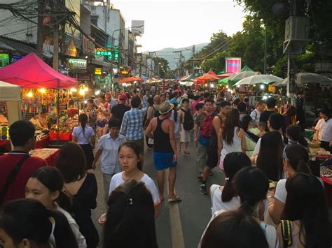 What You Can Expect At Chiang Mai Sunday Walking Street