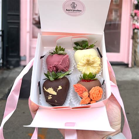 Chocolate Covered Strawberry Boxes To Buy Berryccino