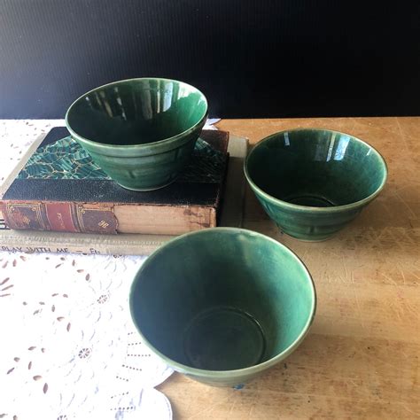 Green Vintage Usa Pottery Bowls C1940s Rush Creek Vintage