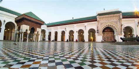مركز إشعاع حضاري بالمغرب تاريخ جامعة القرويين الأقدم في العالم
