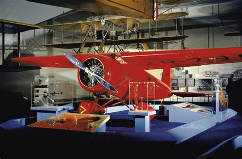 Amelia Earharts Lockheed Vega 5b