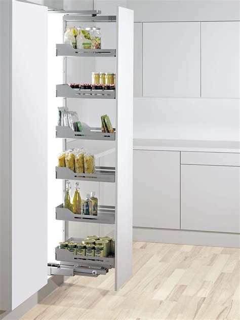Diese küchenschränke mit drehtür sind jeweils mit zwei einlegeböden ausgestattet und sind so überall perfekt einsetzbar. Apothekerschrank und Küchenschrank mit Frontauszug für die ...