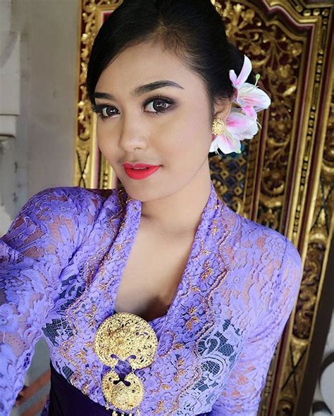 Ayu Sintya Dewi On Instagram “💙 Cewek Kumisan Itu” Bali Girls Asian Beauty Girl Asian Beauty