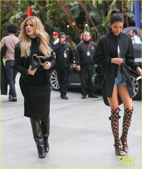 Khloe Kardashian And Kendall Jenner Catch The Clippers Game Photo