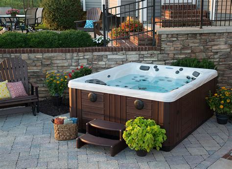 Legacy whirlpool is one of those unique products that combine world class quality, outstanding therapy, luxury amenities, all at a surprisingly affordable price. Twilight Series Gallery