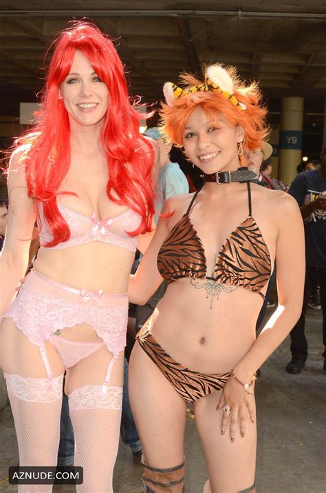 Maitland Ward Attends Anime Expo And Has To Seek First Aid When She Cut Her Knees After An