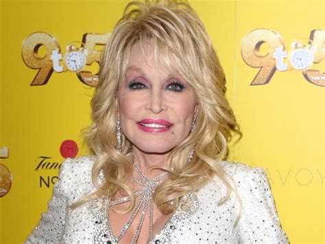 Dolly Parton From Celebrity Breast Bra Sizes Revealed E News My Xxx