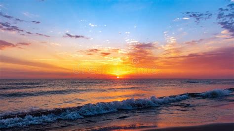 Amazing Colorful Sunrise At Sea Stock Image Image Of Scenery Sand