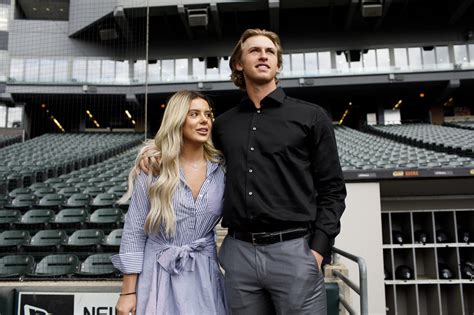 Michael Kopech And Brielle Biermann Drama Plays Out On Social Media Chicago Tribune