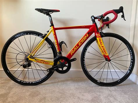 Raleigh Militis Team Sram Red Limited Edition Carbon Road Bike Ebay