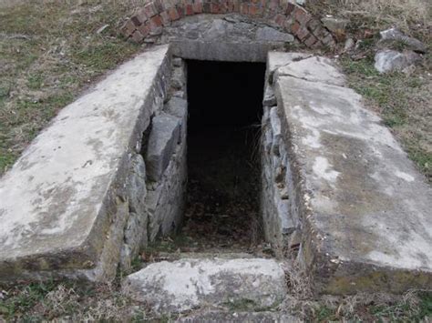 Can this root cellar be saved? - DoItYourself.com Community Forums