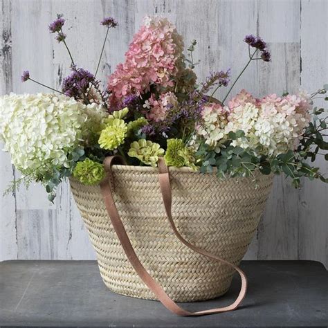 We are french market flowers after all. Pin by Bernice on Hydrangeas in 2020 | French market ...
