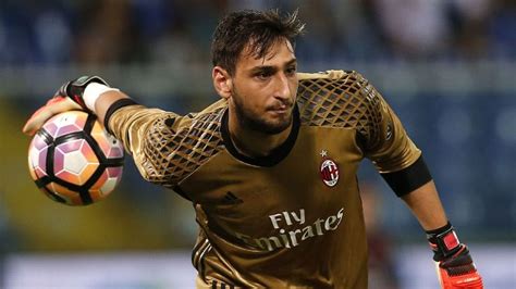 Ac milan goalkeeper gianluigi donnarumma received death threats while holding talks with his club over a new contract, according to his agent mino raiola. AC Milan Gianluigi Donnarumma a prime target for both Manchester clubs - ESPN FC