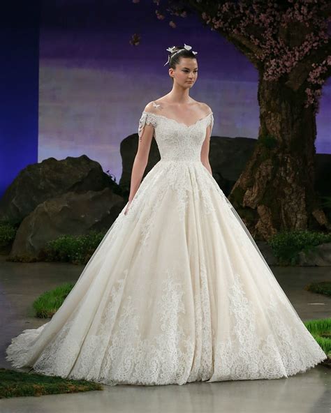 Angel sanchez wedding dress 2: Best New Wedding Dresses, Wedding Gowns: Best of Bridal ...
