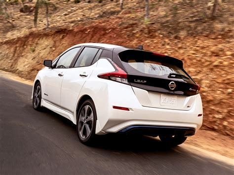 Nissans 2018 Leaf Offers 150 Miles Of Range For 30000 Wired